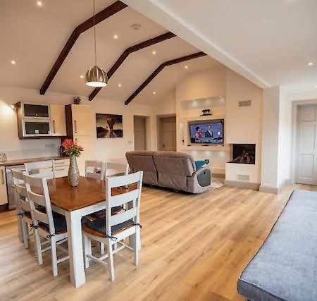 Meadowlane Lodge Cork Bagian luar foto
