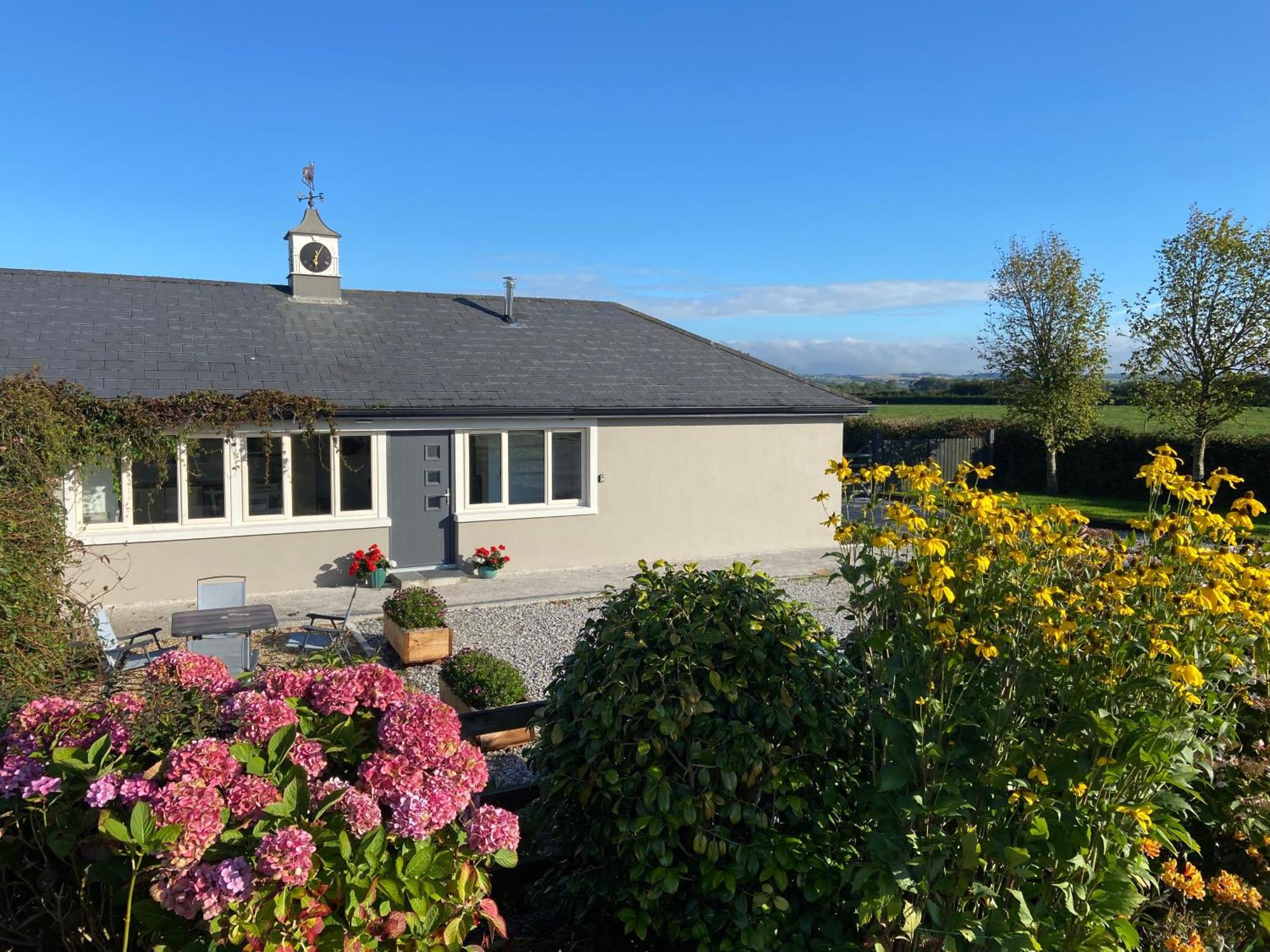 Meadowlane Lodge Cork Bagian luar foto